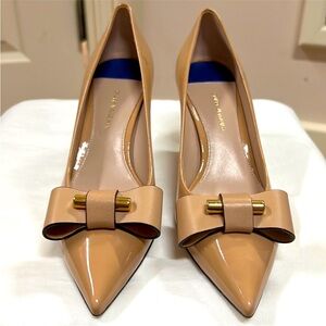 Stuart Weitzman Tan Heels with Bow Accent